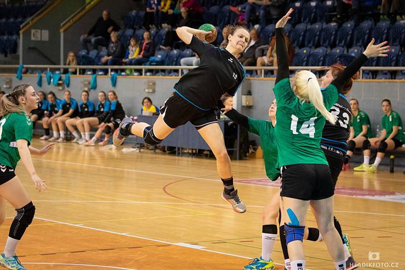 Jindřichohradecké házenkářky zdolaly v 17. kole I. ligy Bohunice 30:24.