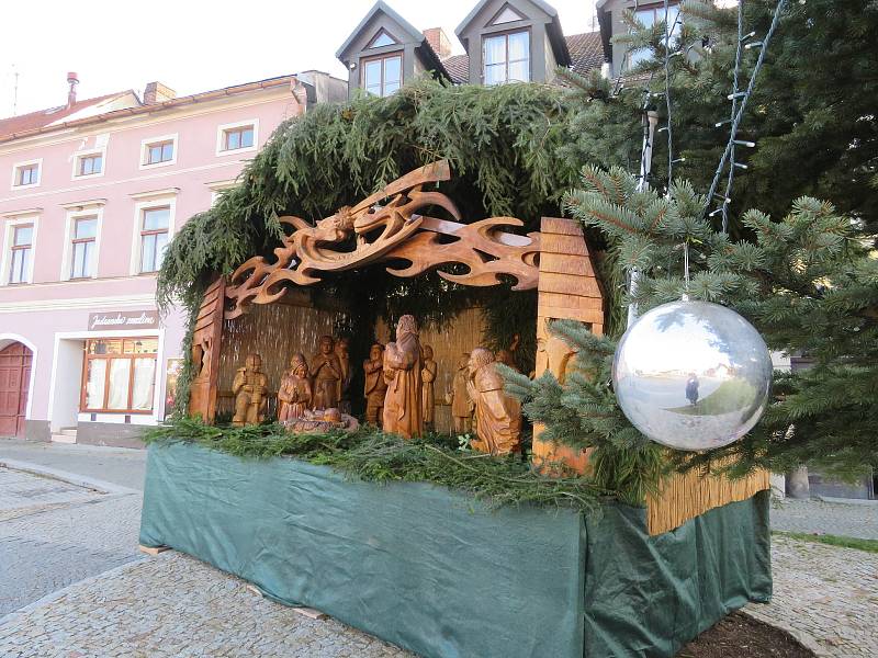 Vánoční dekorace v Nové Bystřici a Číměři.