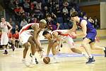 Basketbalisté slavného klubu FC Barcelona se stali vítězi prestižního turnaje Young Guns GBA Invitational, který se konal na jihu Čech. Na cestě za triumfem porazili i jindřichohradeckou GBA 96:81.