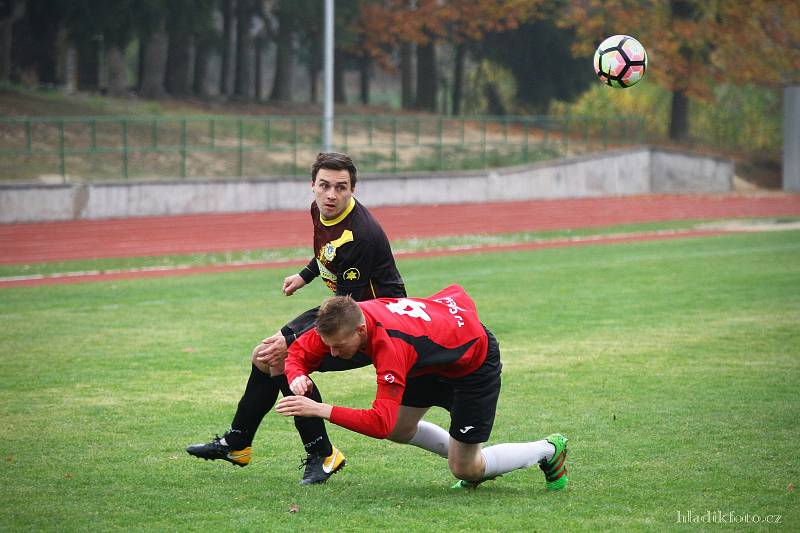 Fotbalisté Nové Včelnice porazili v derby I.A třídy Dačice jasně 5:1.