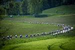 Mezinárodní tříetapový závod v silniční cyklistice RBB Tour zavedl peloton do malebných zákoutí území České Kanady, konkrétně do okolí Číměře, Popelína a Českého Rudolce. Foto: Jaroslav Svoboda/jsphoto.cz