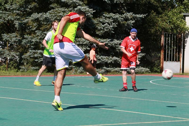 Na hřišti sportovního centra Bobelovka se konal už 14. ročník fotbalového turnaje Michálek Cup.