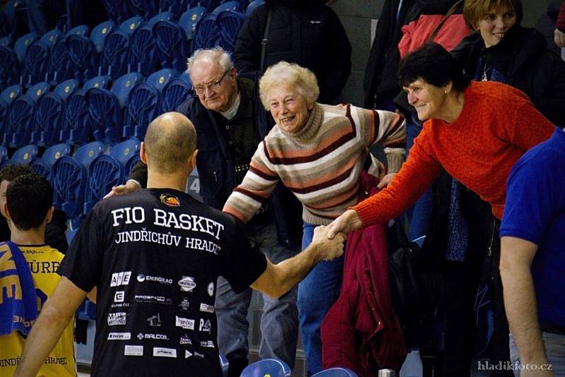 Jindřichohradečtí basketbalisté porazili v 12. kole I. ligy na domácí palubovce Litoměřice 98:65.