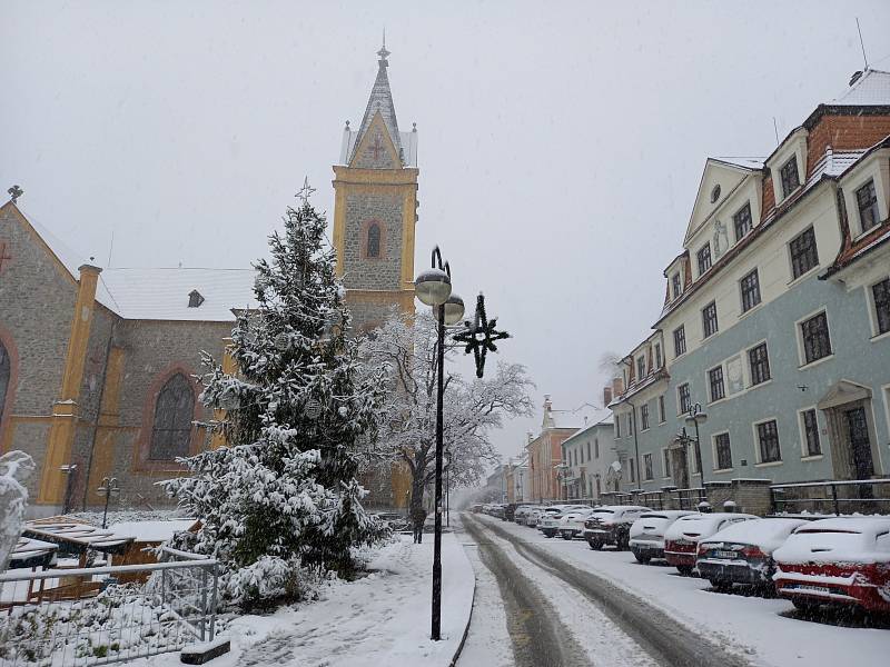 Jižní Čechy a bílá zíma. Vyzkoušejte si, jak dobře znáte města pod sněhem.