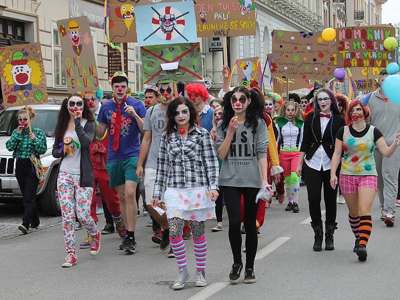 Jindřichův Hradec zažil tradiční studentský majáles.