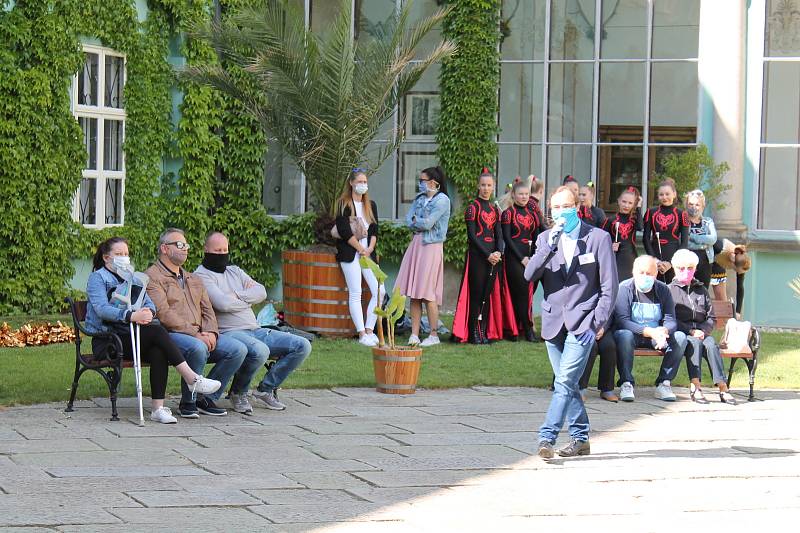 Dačické muzeum otevřelo dvě výstavy fotografií.