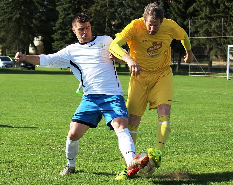 Fotbalisté Buku porazili v 17. kole okresního přeboru Staré Hobzí 2:0.