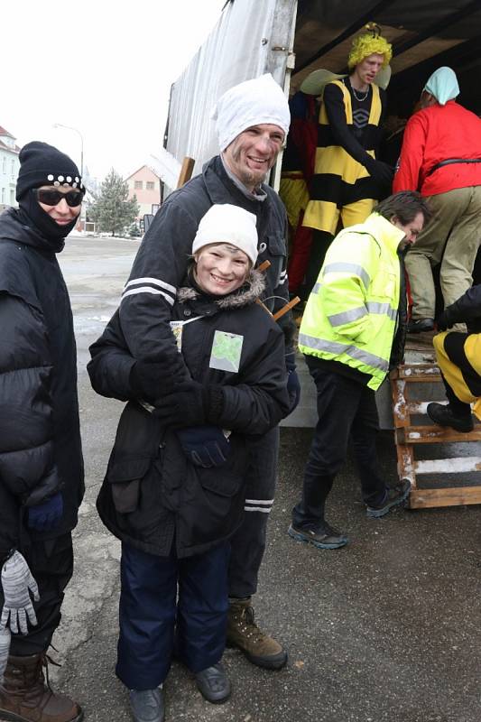 Lodhéřov a Studnice zachvátilo masopustní veselí.