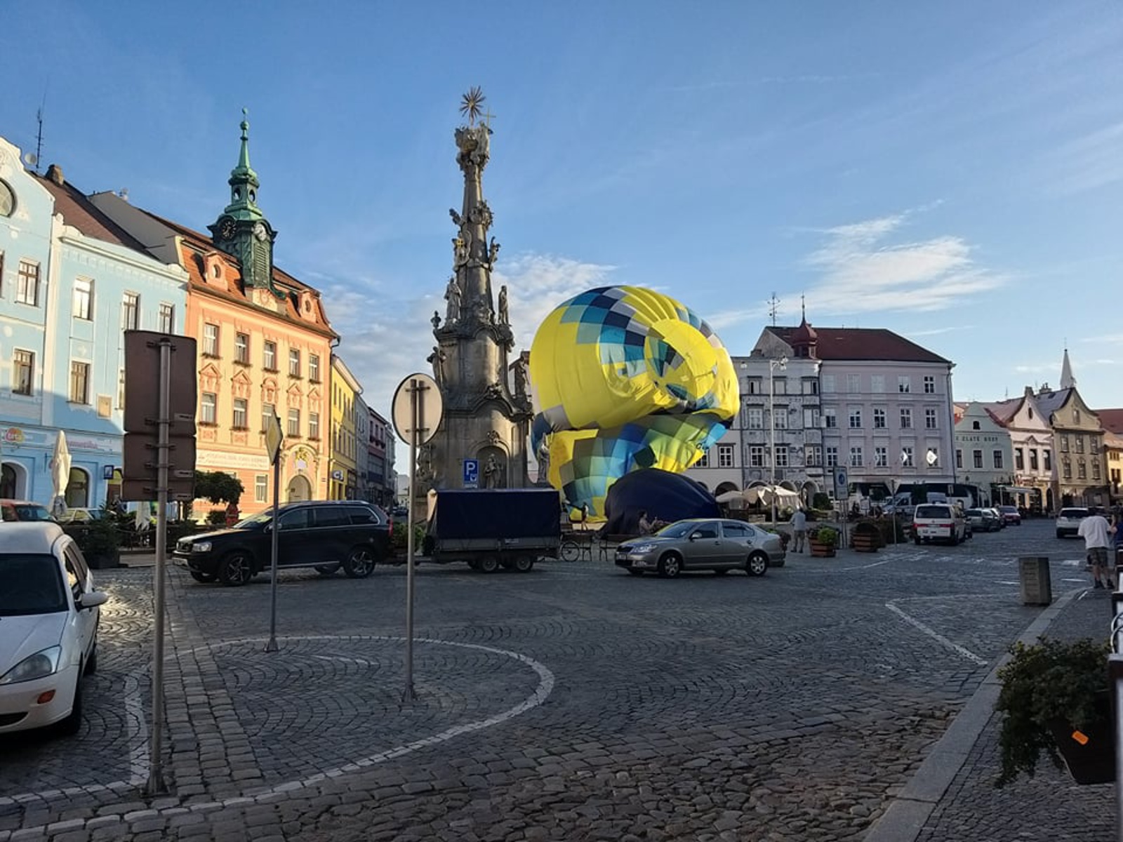 OBRAZEM: Hradecké nebe hostí mistrovství balónů - Jindřichohradecký deník