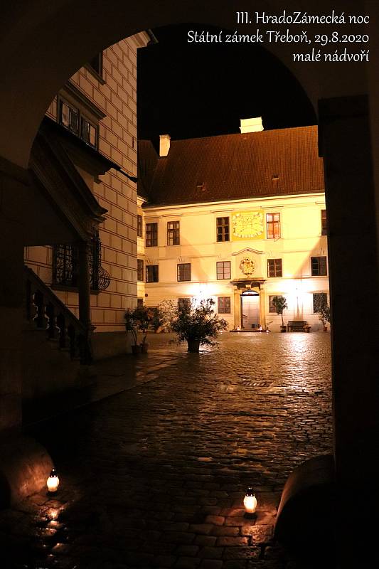 Letošní třetí HradoZámeckou noc na třeboňském zámku si nenechalo ujít celkem 371 návštěvníků.