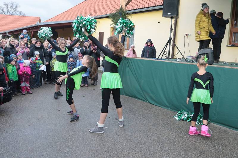 Vánoční jarmark v Pluhově Žďáru. Foto: Josef Böhm