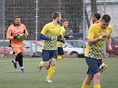 Fotbalisté Jindřichova Hradce zvítězili v generálce na jarní část divize v Hluboké nad Vltavou 5:3.