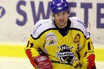 Útočník Petr Navrátil byl v základní části hokejové krajské ligy neproduktivnějším hráčem Velké Radouně. V 19 utkáních se do statistik zapsal 27 kanadskými body za 11 gólů a 16 asistencí.
