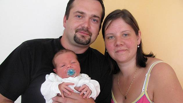 Radim Fitz z Jindřichova Hradce se narodil 9. května 2011 Radce Slezákové a Jaroslavu Fitzovi. Měřil  51 centimetrů a vážil 3 980 gramů.
