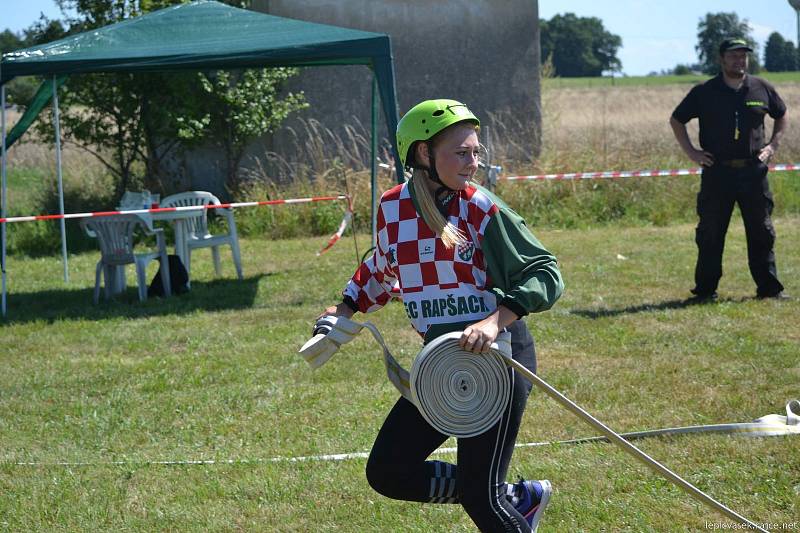 Velká cena Třeboňska v požárním útoku pokračovala ve Frahelži.