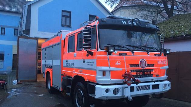 Nová cisterna dobrovolných hasičů v Lomnici nad Lužnicí.