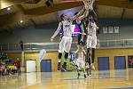 V úvodním utkání basketbalového turnaje  Young Guns GBA Invitational jindřichohradecká GBA porazila americkou Atlantu 81:76.