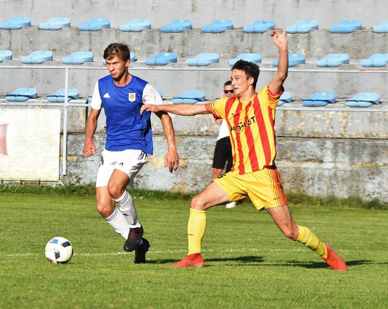 Třeboňští fotbalisté prohráli v 6. kole krajského přeboru ve Strakonicích 1:2.