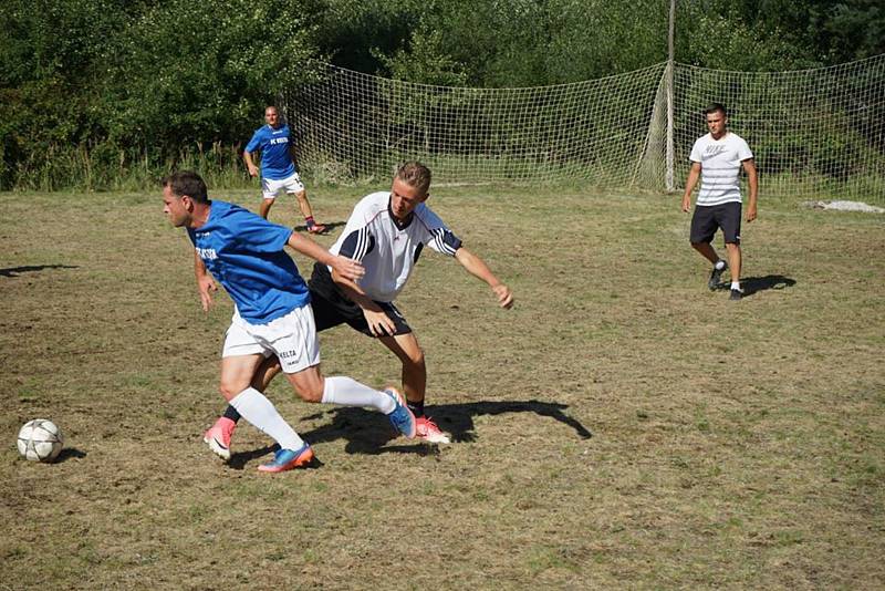 Fotbalisté se sešli v Sedle při turnaji Sedelské vápno.