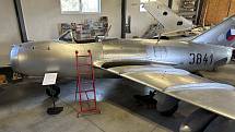 David Formánek pořídil do svého muzea tři kompletní stíhačky, jedna z nich je dokonce letuschopná.