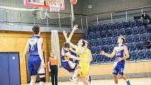 Jindřichohradečtí basketbalisté porazili v 17. kole I. ligy Chomutov vysoko 117:76.