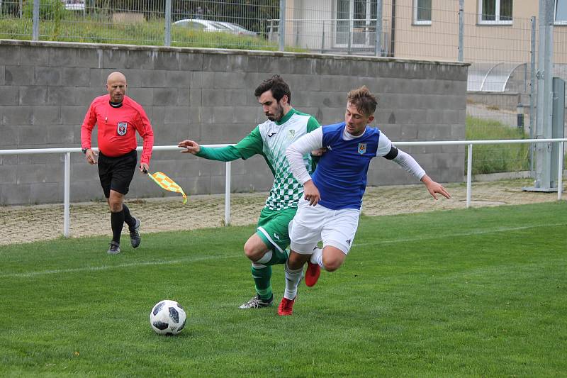 Třeboňští fotbalisté schytali doma v 9. kole KP debakl 0:5 od Českého Krumlova.