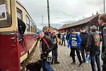 V neděli 2. října 2022 v 17.06 hodin odjel z jindřichohradeckého nádraží úzkokolejky, jak všichni věří, dočasně poslední vlak, a to do Obrataně. 
