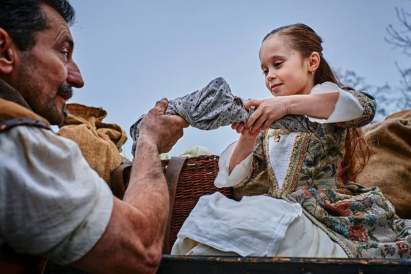 Tvůrci pohádky Tajemství staré bambitky 2 hlásí hotovo. Poslední klapka padla minulý týden na zámku v Jindřichově Hradci.