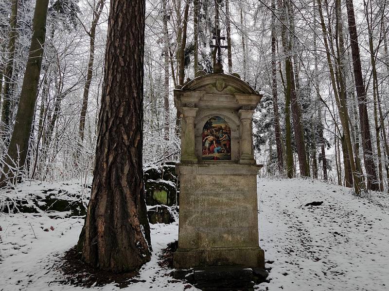 Křížová cesta ke kostelu svatého Jakuba v Jindřichově Hradci.