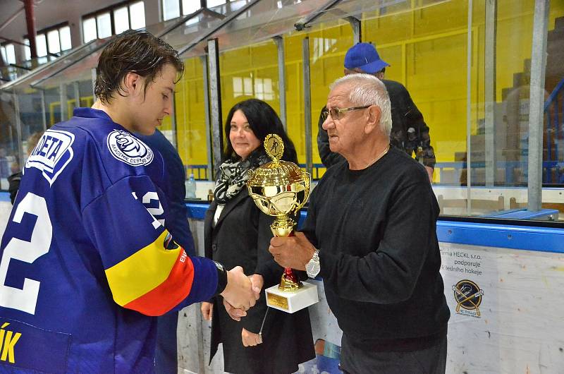 Hokejový Memoriál Jana marka v Jindřichově Hradci vyhráli dorostenci českobudějovického Motoru.