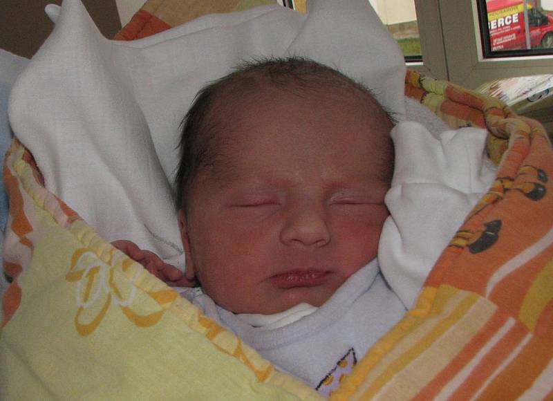 Ondřej Krejčí z Jindřichova Hradce se narodil 5. prosince 2011 Lence Novotné a Jakubovi Krejčímu. Měřil 51 centimetrů a vážil 3 290 gramů. 