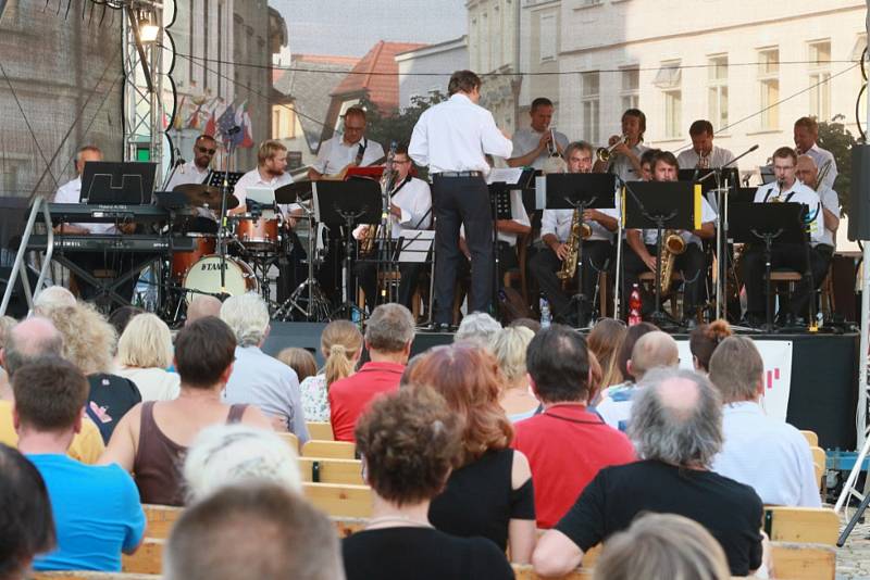 Letní koncert Jindřichohradeckého Big Bandu.