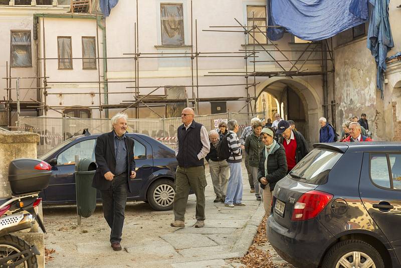 Učená společnost České republiky navštívila oblastní archiv v Třeboni.