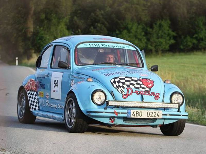 Do 11. ročníku Radouňské rallye odstartovalo 107 vozů, 40 jich však dvoudenní motoristické klání nedokončilo.