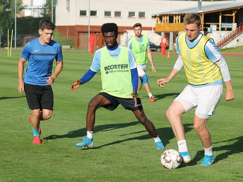 Jindřichohradečtí divizní fotbalisté rozhodně nezahálejí a už nyní se poctivě připravují na nový ročník divize.