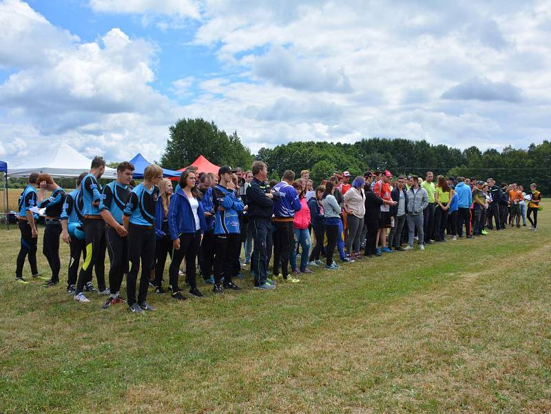 Velká cena Třeboňska v požárním útoku pokračovala soutěží v Mníšku.