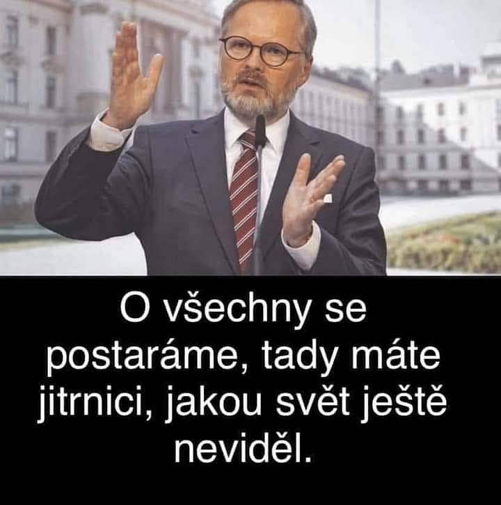 Jak uspořit za energii? Pletení svetrů není všechno. Přinášíme další várku vtipů, které v září šířily po internetu.