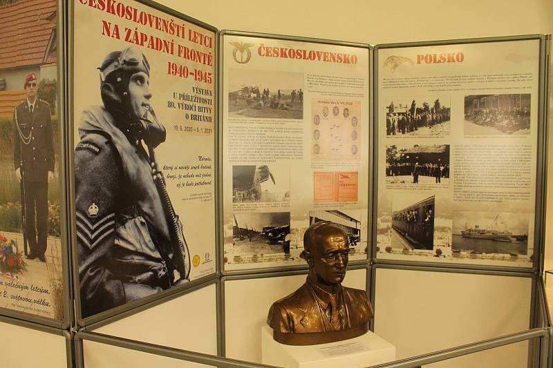 Muzeum Jindřichohradecka otevřelo novou výstavu - Českoslovenští letci na západní frontě 1940 až 1945.