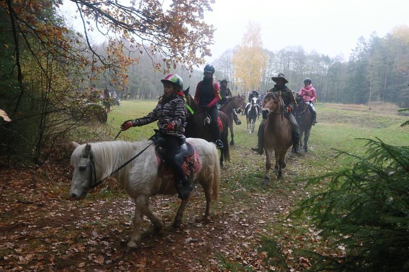 Hubertova jízda v Jindřiši.