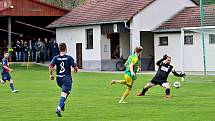 Fotbalisté Třebětic (v zelenožlutém) v 19. kole I. a třídy porazili Bernartice 5:1 a upevnili si vedení v tabulce sk. B.