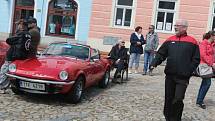 Jindřichohradečtí obdivovali historická auta.