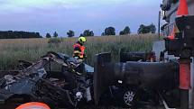 Při střetu auta s vlakem na přejezdu u Bednárce na Jindřichohradecku v roce 2019 zemřela řidička.