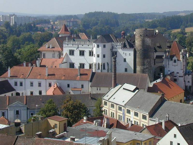 J. Hradec