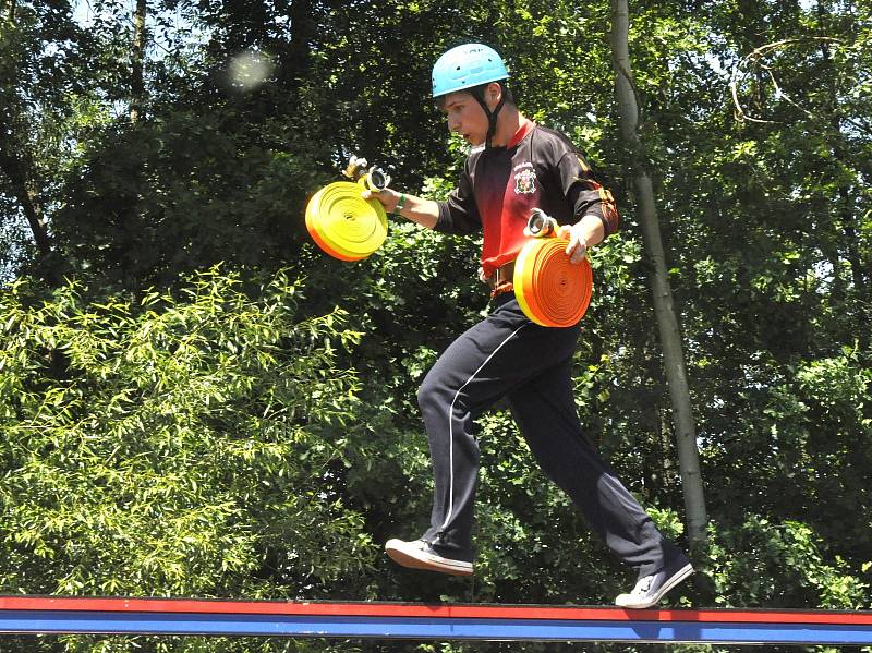 V Jindřichově Hradci se konala krajská soutěž v požárním sportu mužů, žen a dorostu.