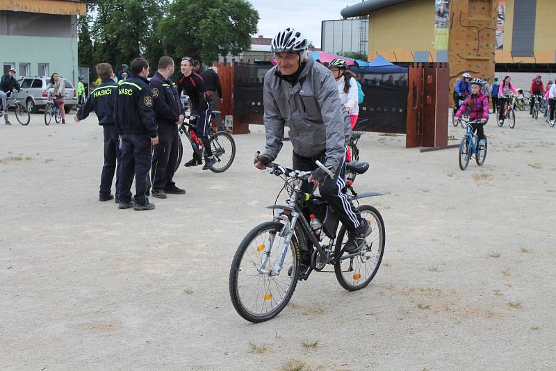 Letošního jarního Pedálu se zúčastnilo na 450 cyklistů a pěších.