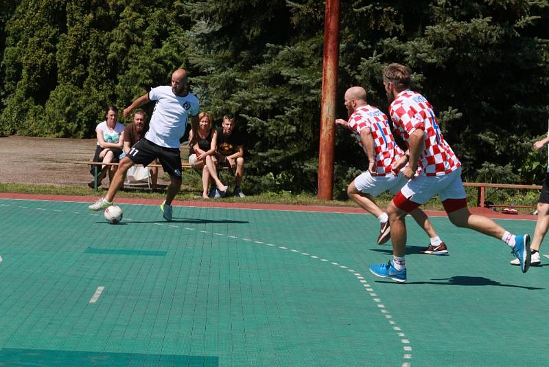 Na hřišti sportovního centra Bobelovka se konal už 14. ročník fotbalového turnaje Michálek Cup.