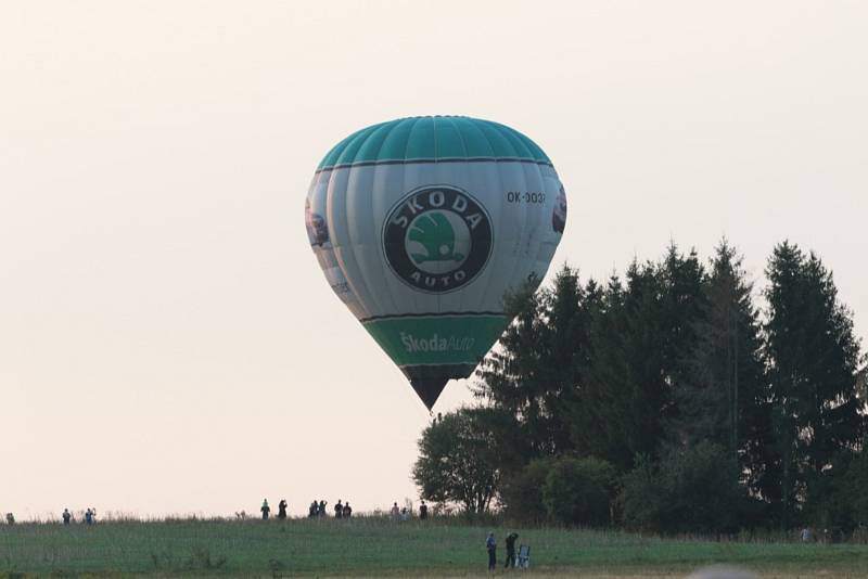 Mistrovství ČR v balonovém létání 2019 se konalo v Jindřichově Hradci.