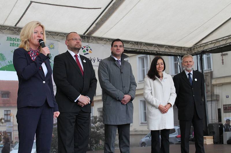 Jihočeský festival zdraví v Třeboni měl tentokrát podtitul "Srdeční záležitost".