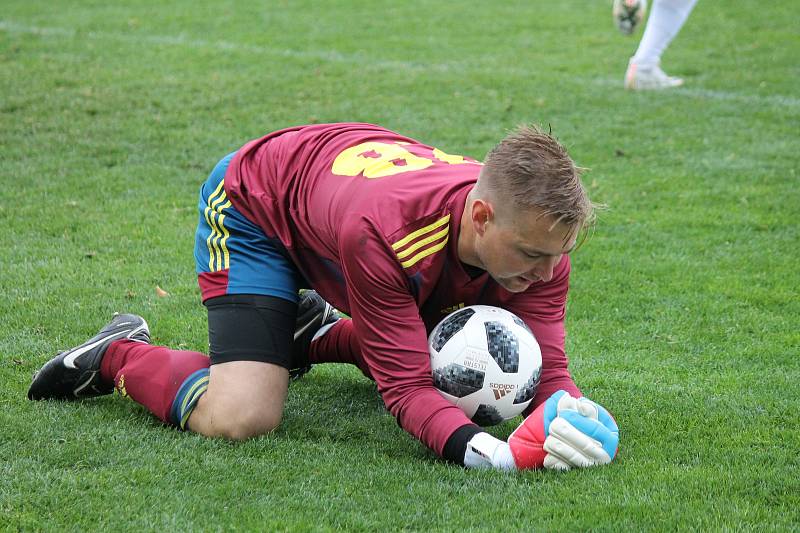 Třeboňští fotbalisté schytali doma v 9. kole KP debakl 0:5 od Českého Krumlova.