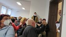 Mimořádné jednání zastupitelů obce Člunek ve středu 12. května v Kunějově.
